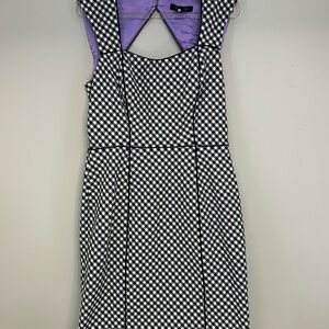 White House Black Market size 8 black and white dress checkered with piping